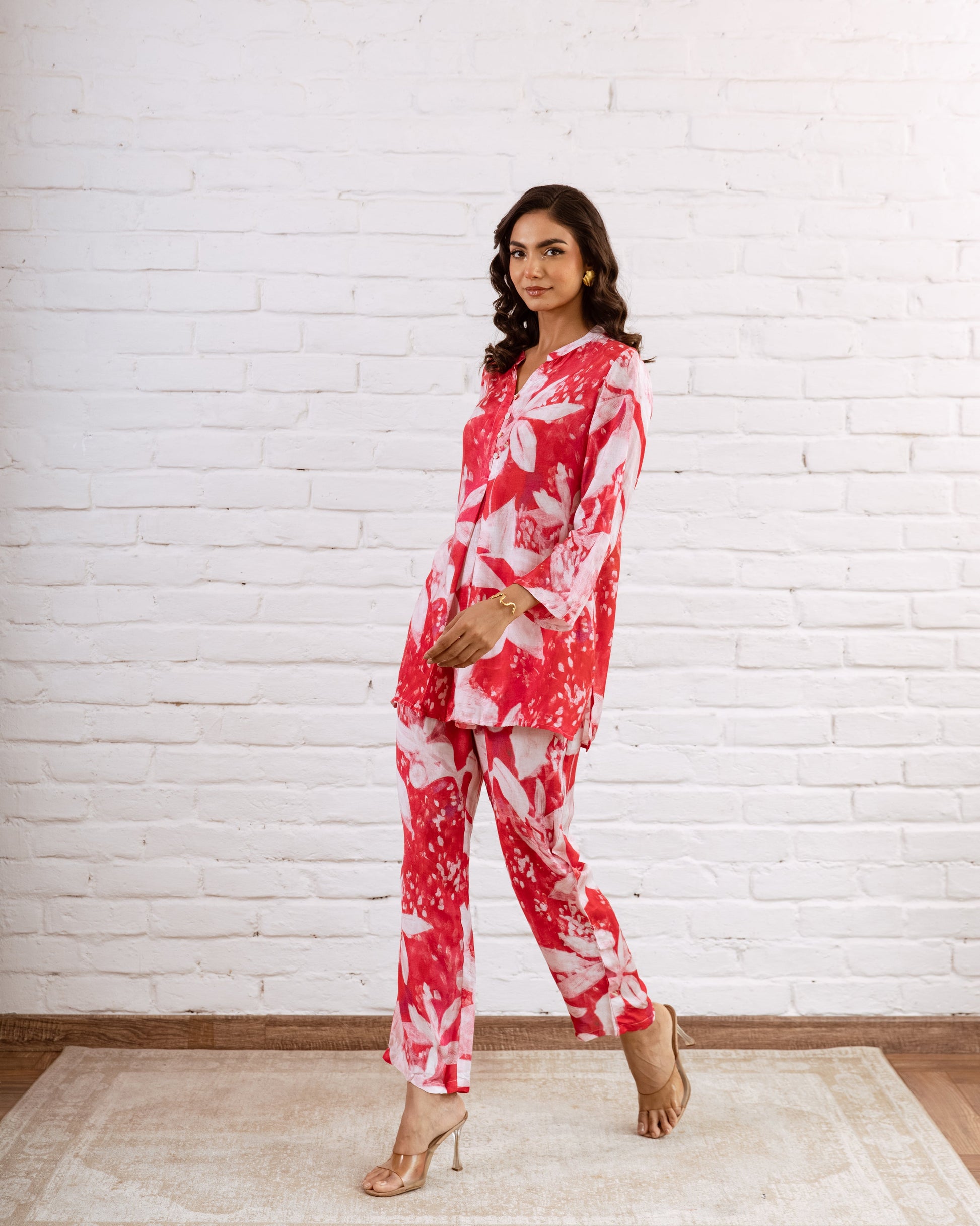 Whimsical Bloomy Red Floral Muslin Co-ord Set - Hukum Jaipur