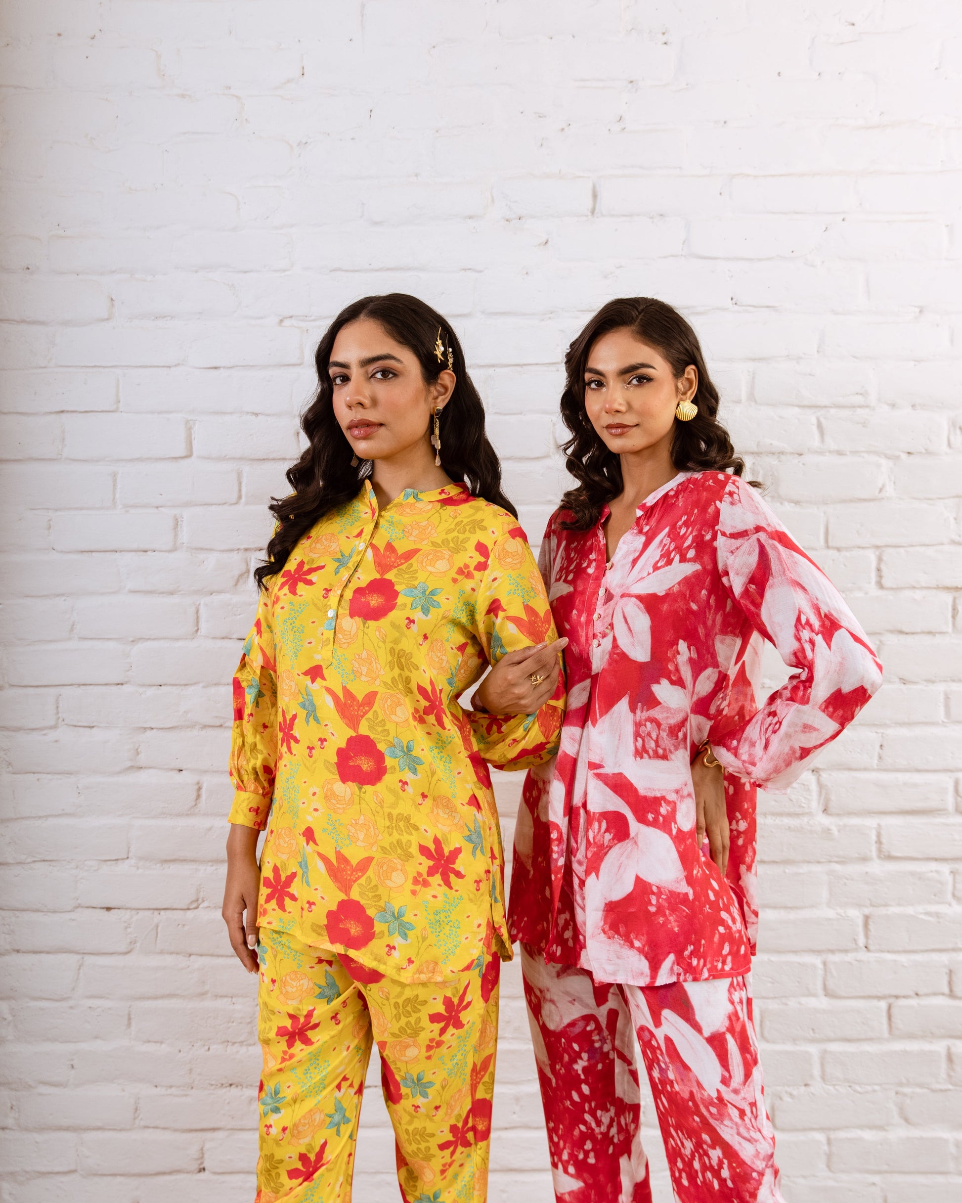 Whimsical Bloomy Red Floral Muslin Co-ord Set - Hukum Jaipur