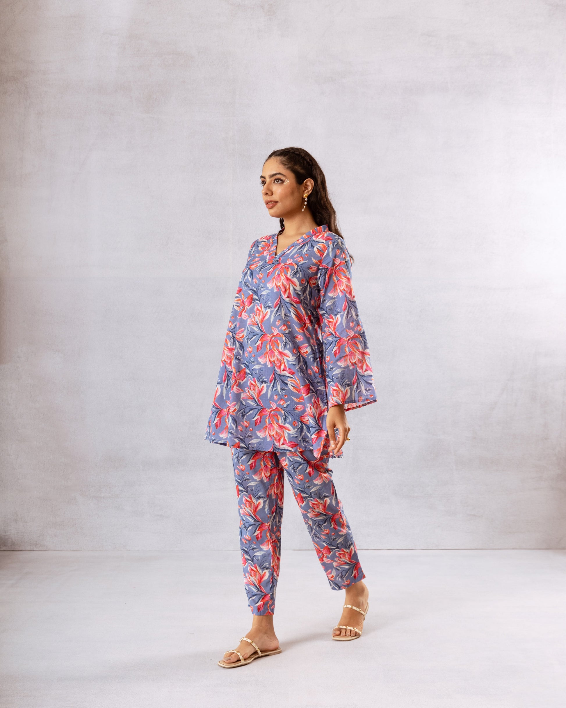 Blooming Blue: V-Neck Co-ord Set - Hukum Jaipur