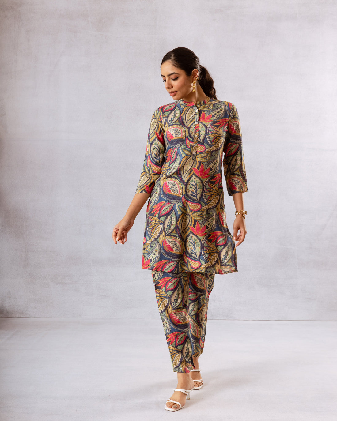 Verdant Whispers: Green Botanical Muslin Co-ord Set - Hukum Jaipur