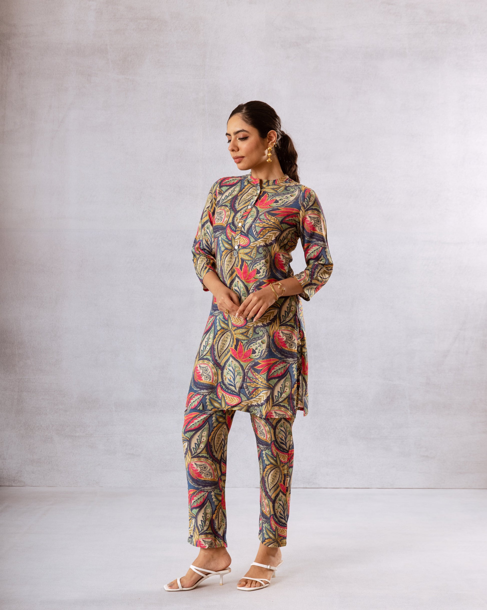 Verdant Whispers: Green Botanical Muslin Co-ord Set - Hukum Jaipur