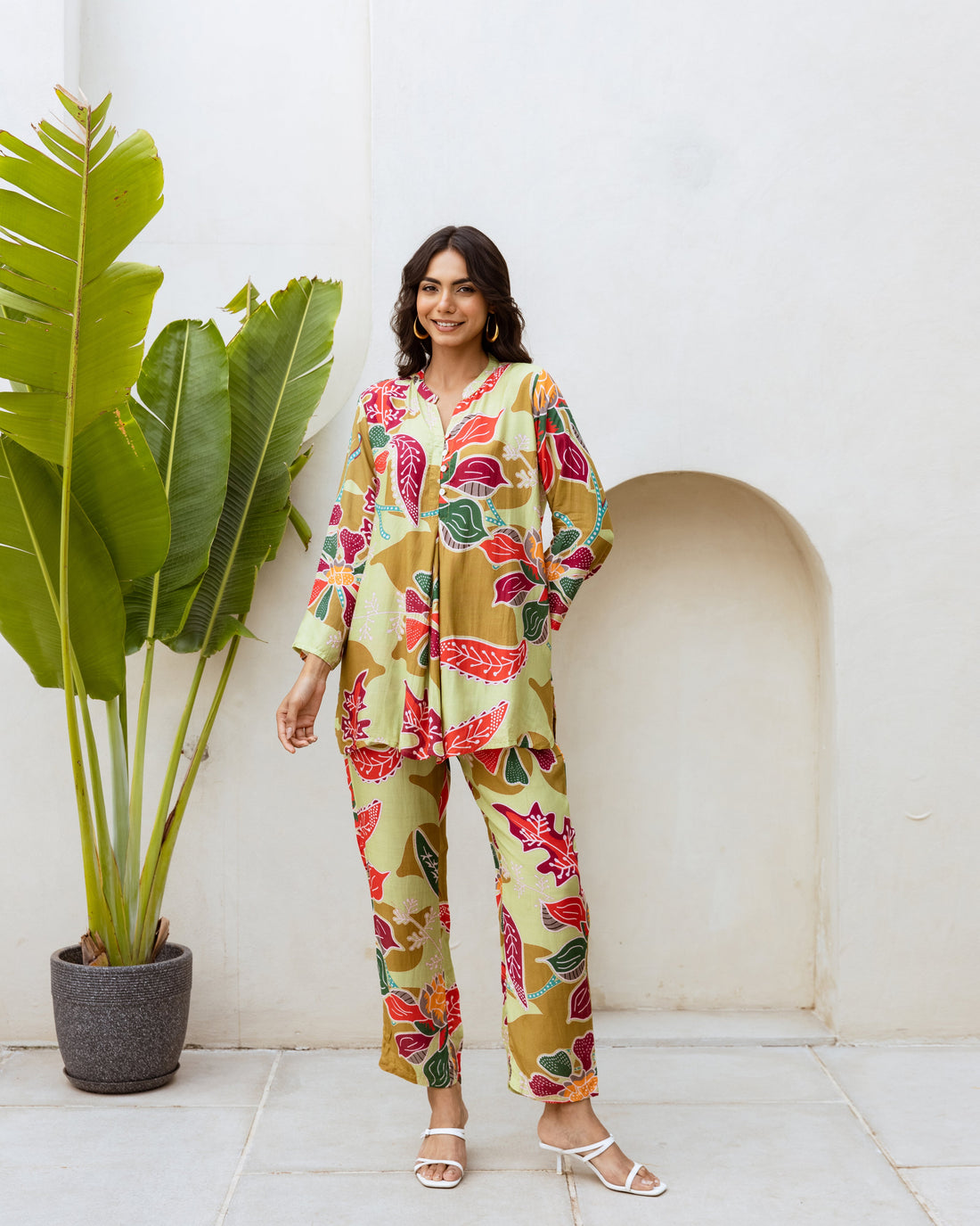 Verdant Grace: Olive Floral Muslin Co-ord Set - Hukum Jaipur