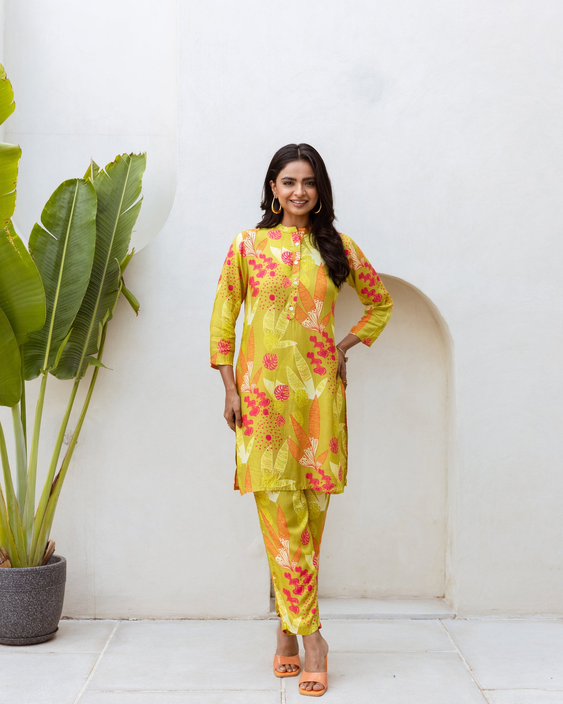 Enchanted Grove: Green Floral Muslin Co-ord Set - Hukum Jaipur