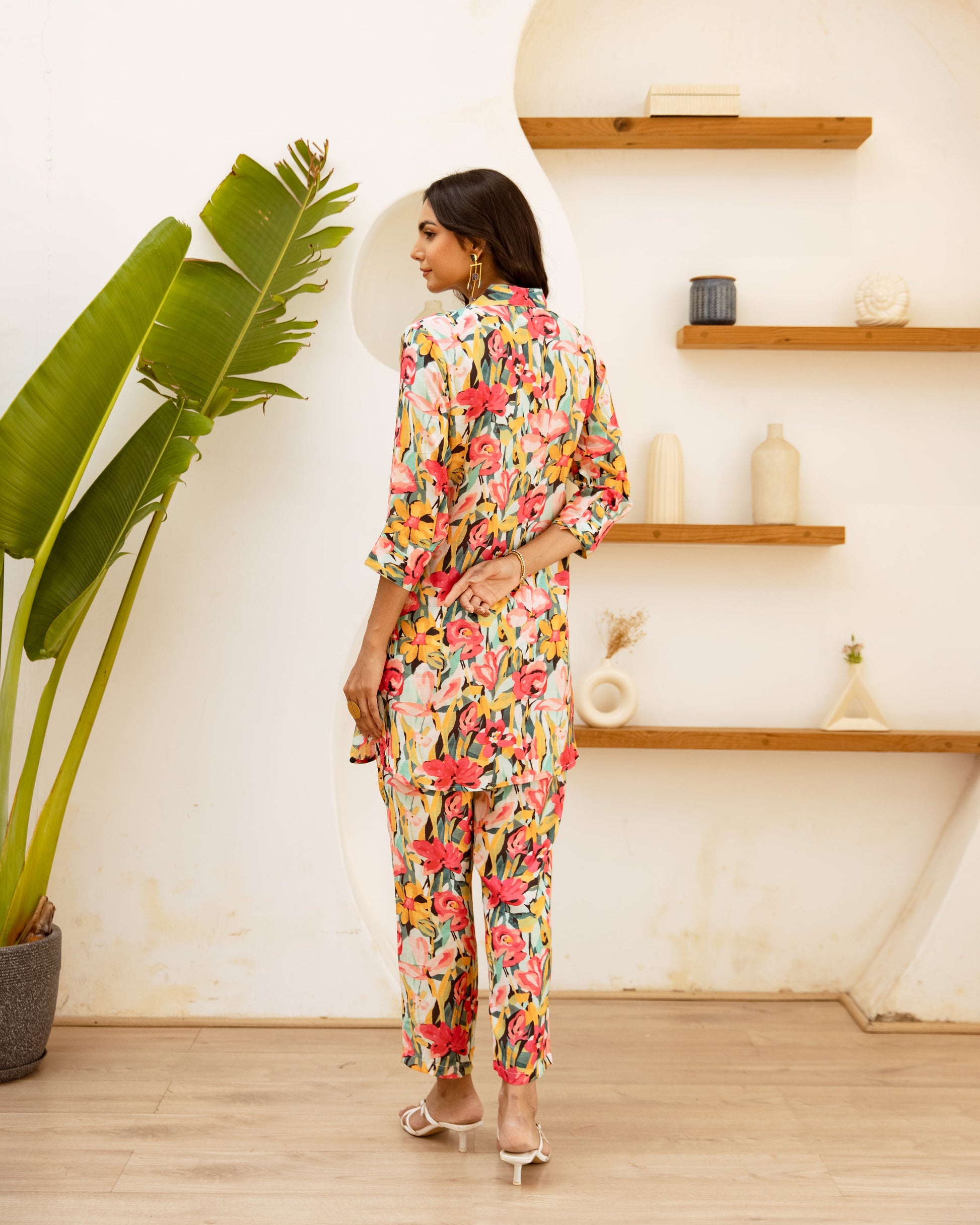 Floral Cascade: Multi-Hued Muslin Co-ord Set - Hukum Jaipur