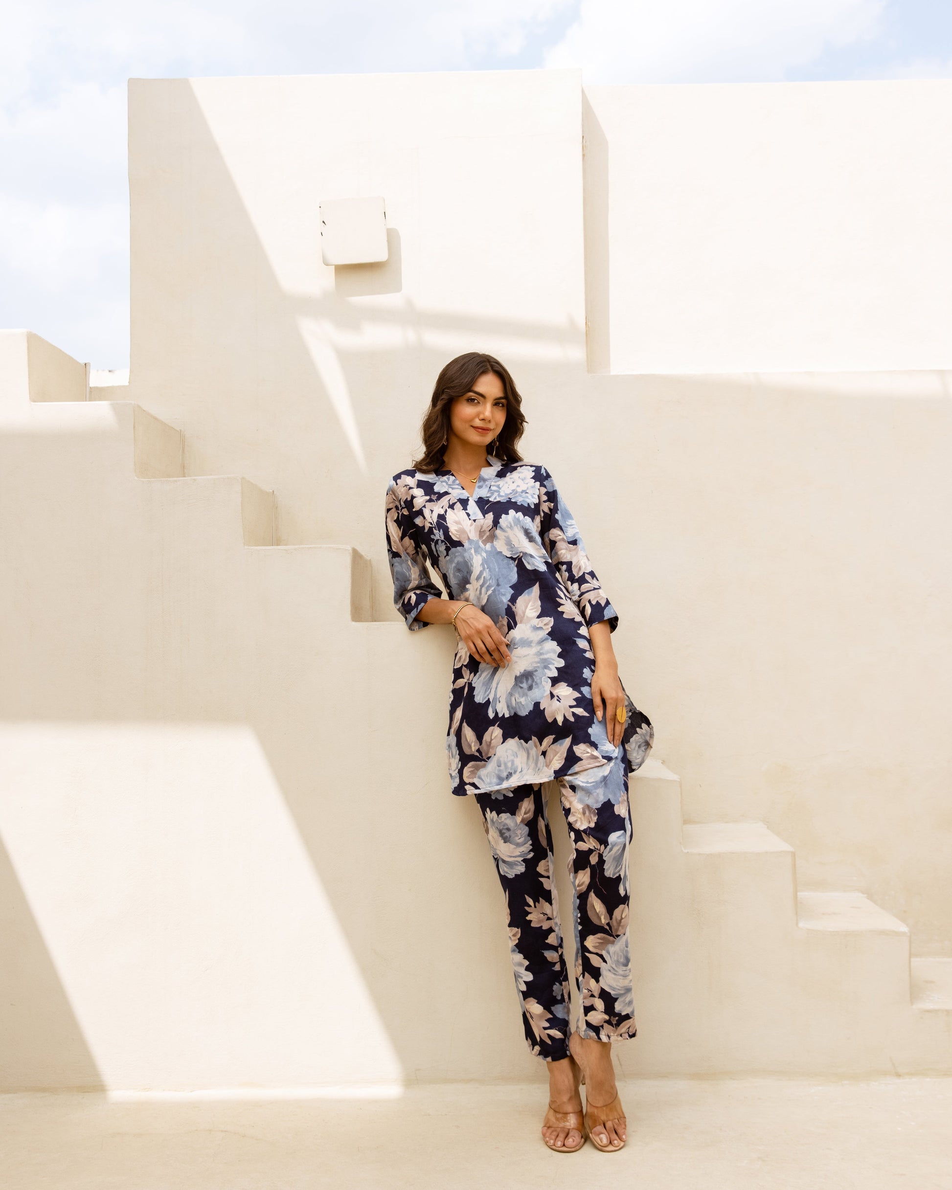 Blue Horizon: Floral Co-ord Set with White Petals - Hukum Jaipur